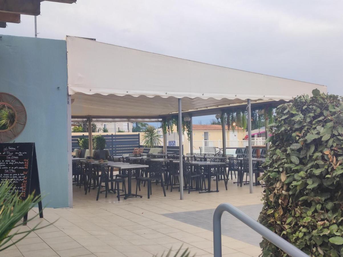 Fréjus Vacances Familiales Dans Camping Avec Piscine מראה חיצוני תמונה