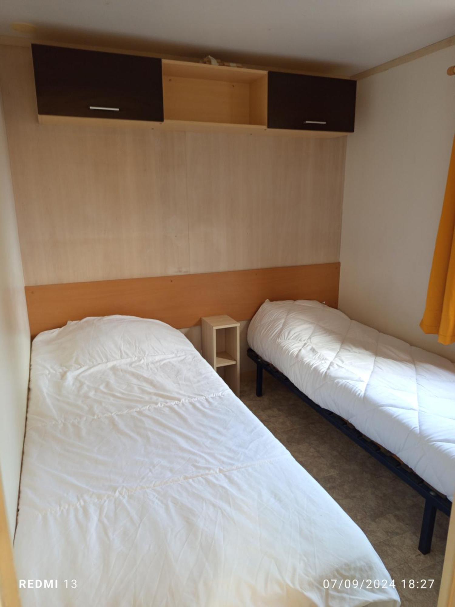Fréjus Vacances Familiales Dans Camping Avec Piscine מראה חיצוני תמונה